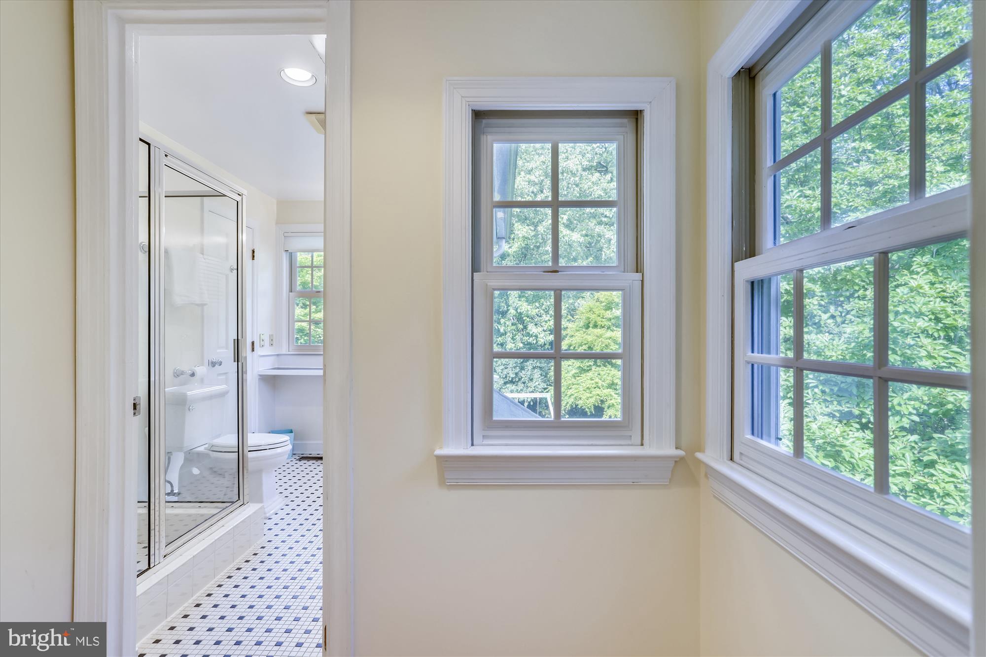 WAYCROFT WOODLAWN - Residential