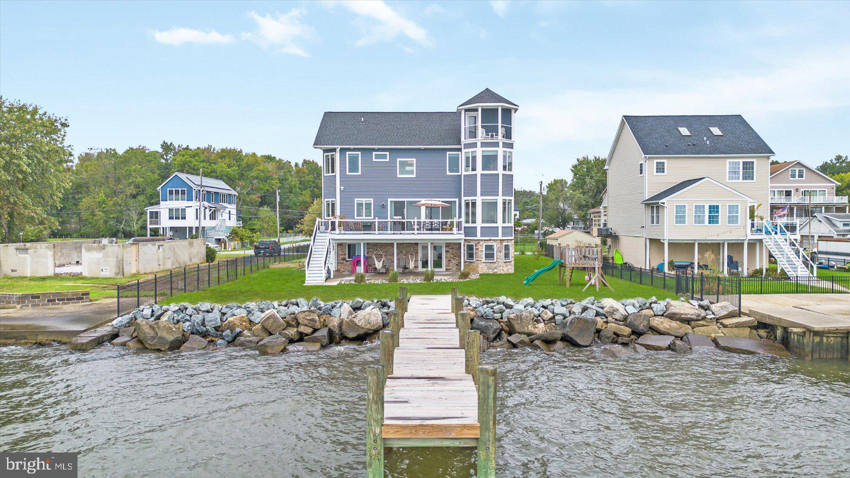 MILLERS ISLAND - Residential