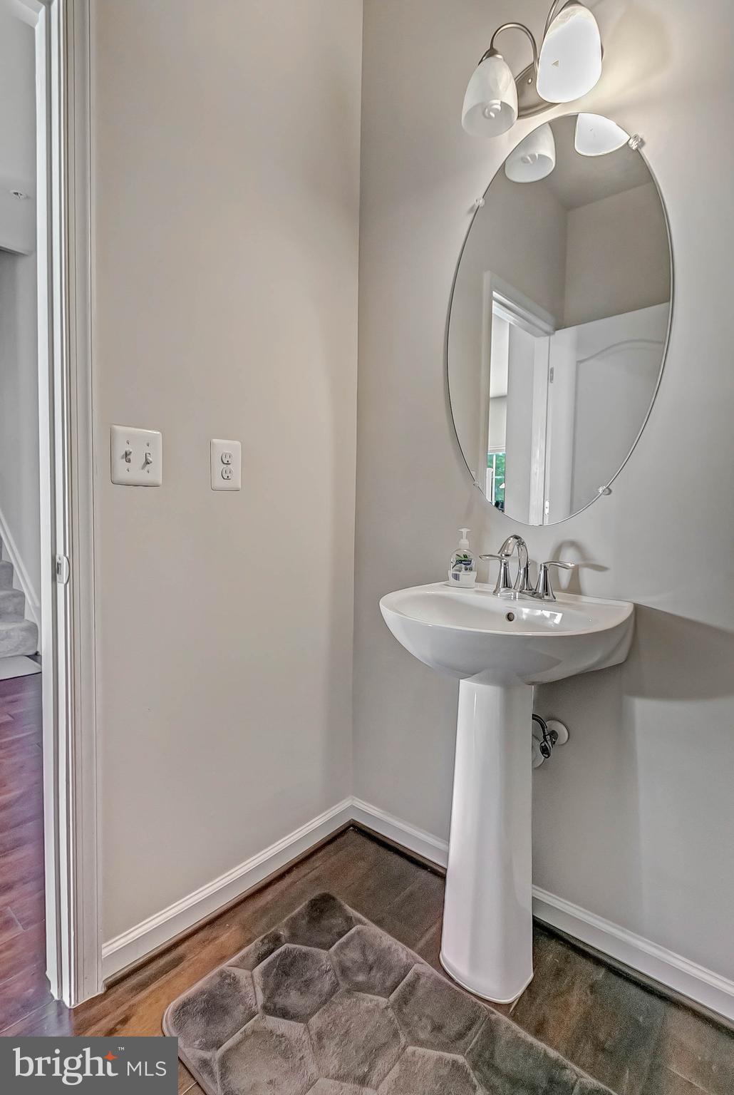 FIELDSTONE FARM - Residential