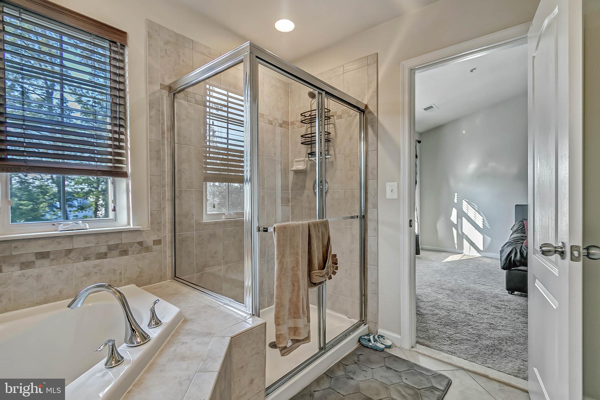 FIELDSTONE FARM - Residential