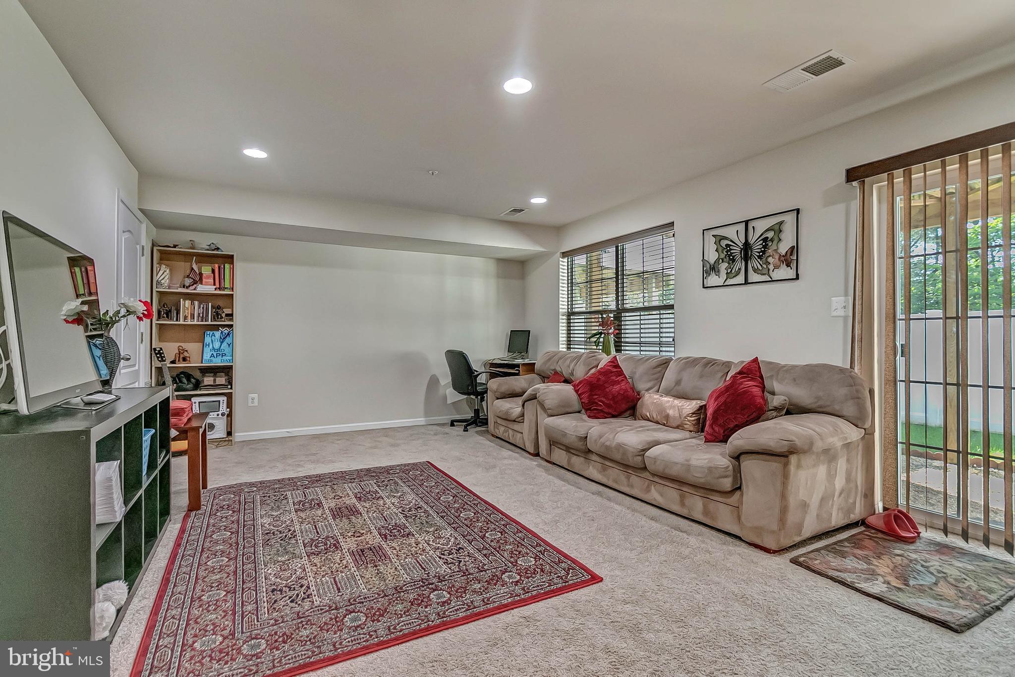 FIELDSTONE FARM - Residential