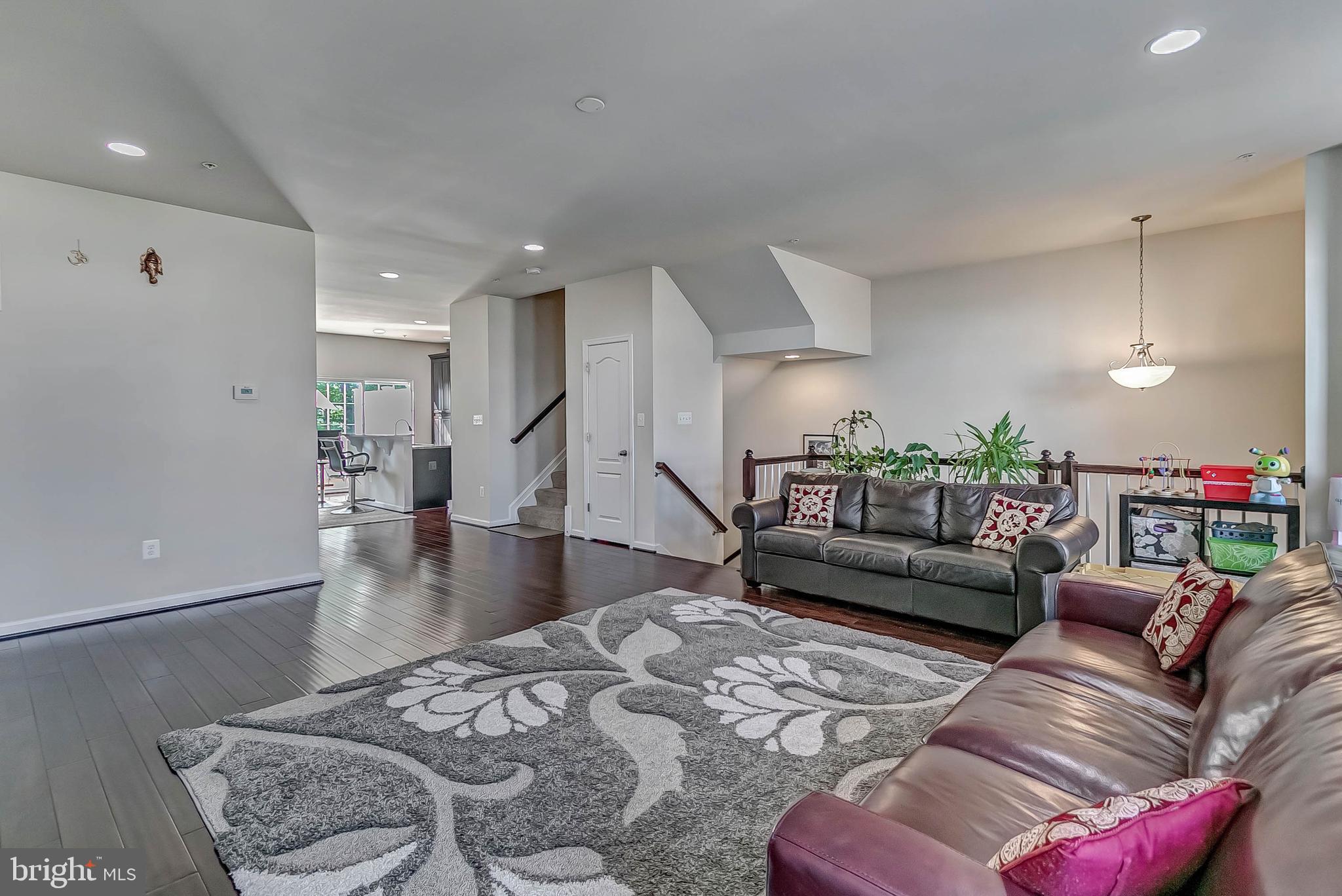 FIELDSTONE FARM - Residential