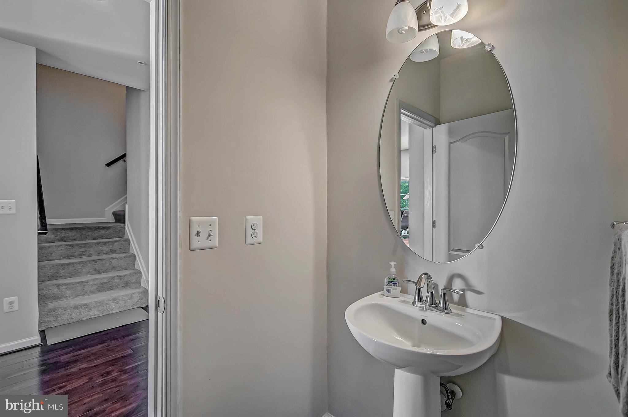 FIELDSTONE FARM - Residential