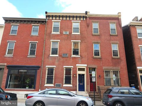 Condo For Rent - 1510 Lombard Street St #3<br/> PHILADELPHIA, PA 19146