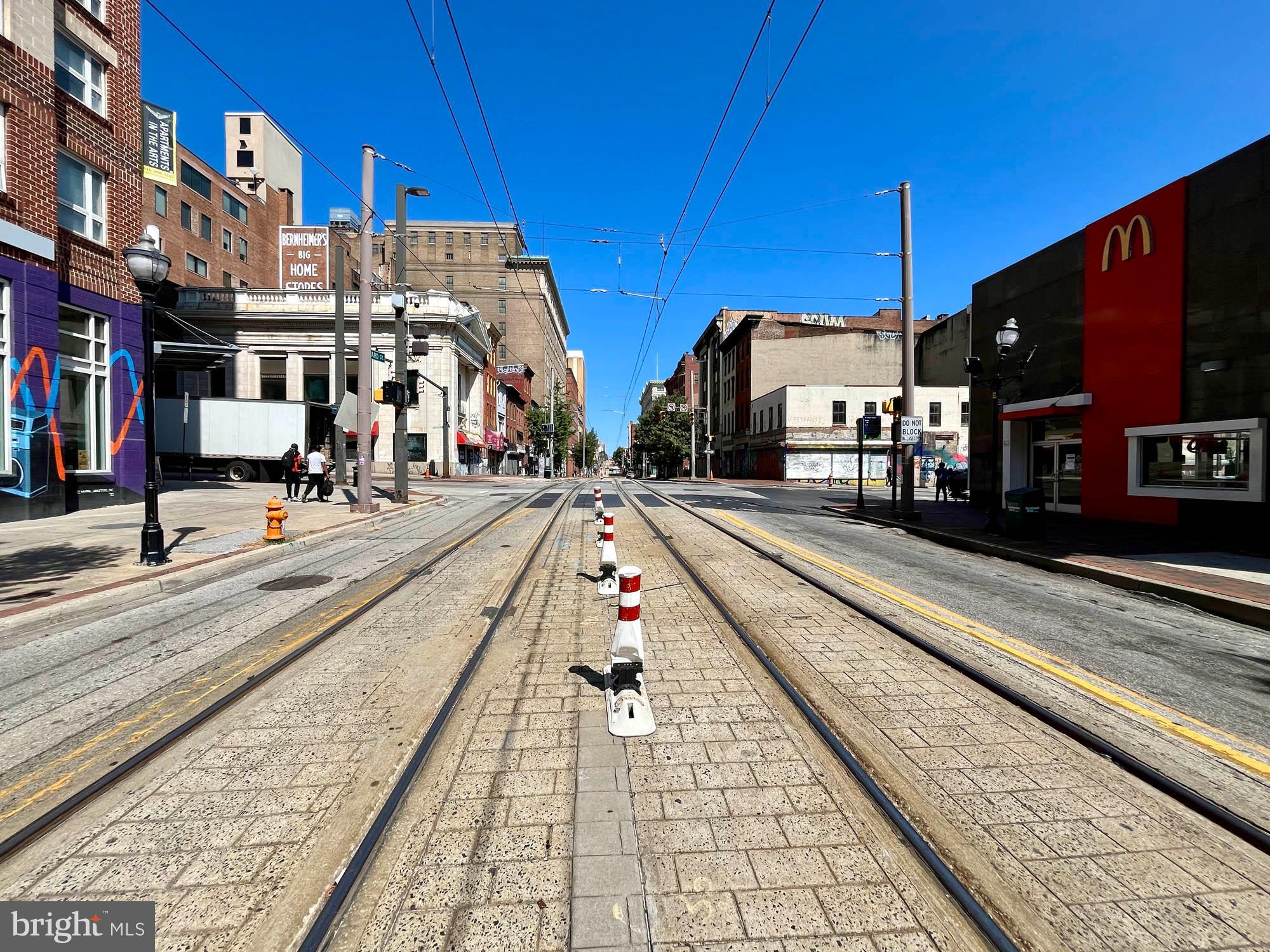 DOWNTOWN - Commercial Sale