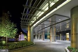 TURNBERRY TOWER - Residential