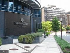 1881 N NASH STREET 1402