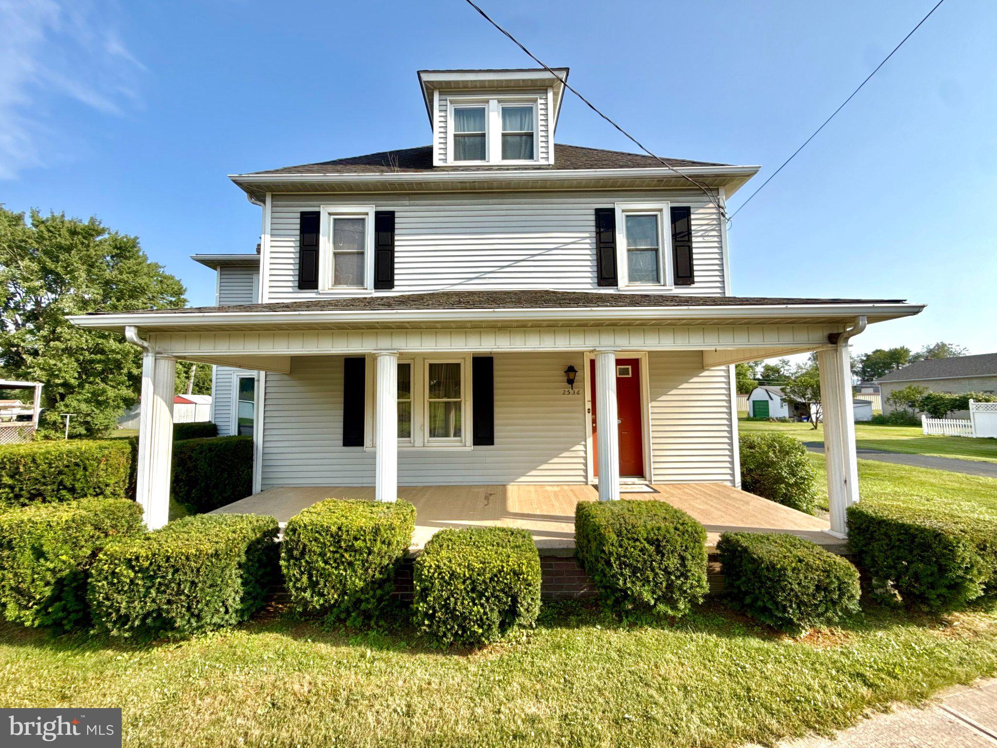 2536 FRONT STREET