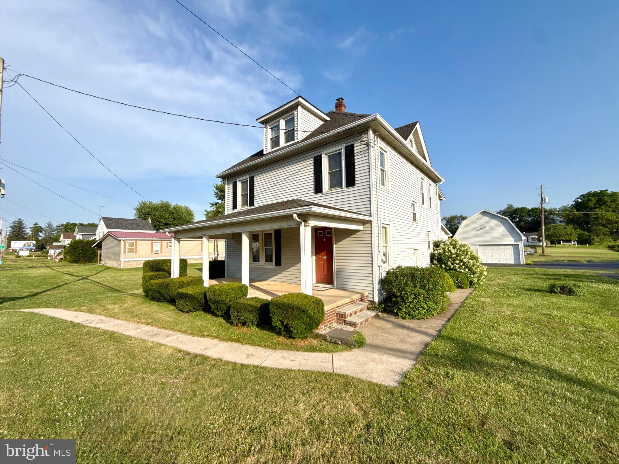 2536 FRONT STREET