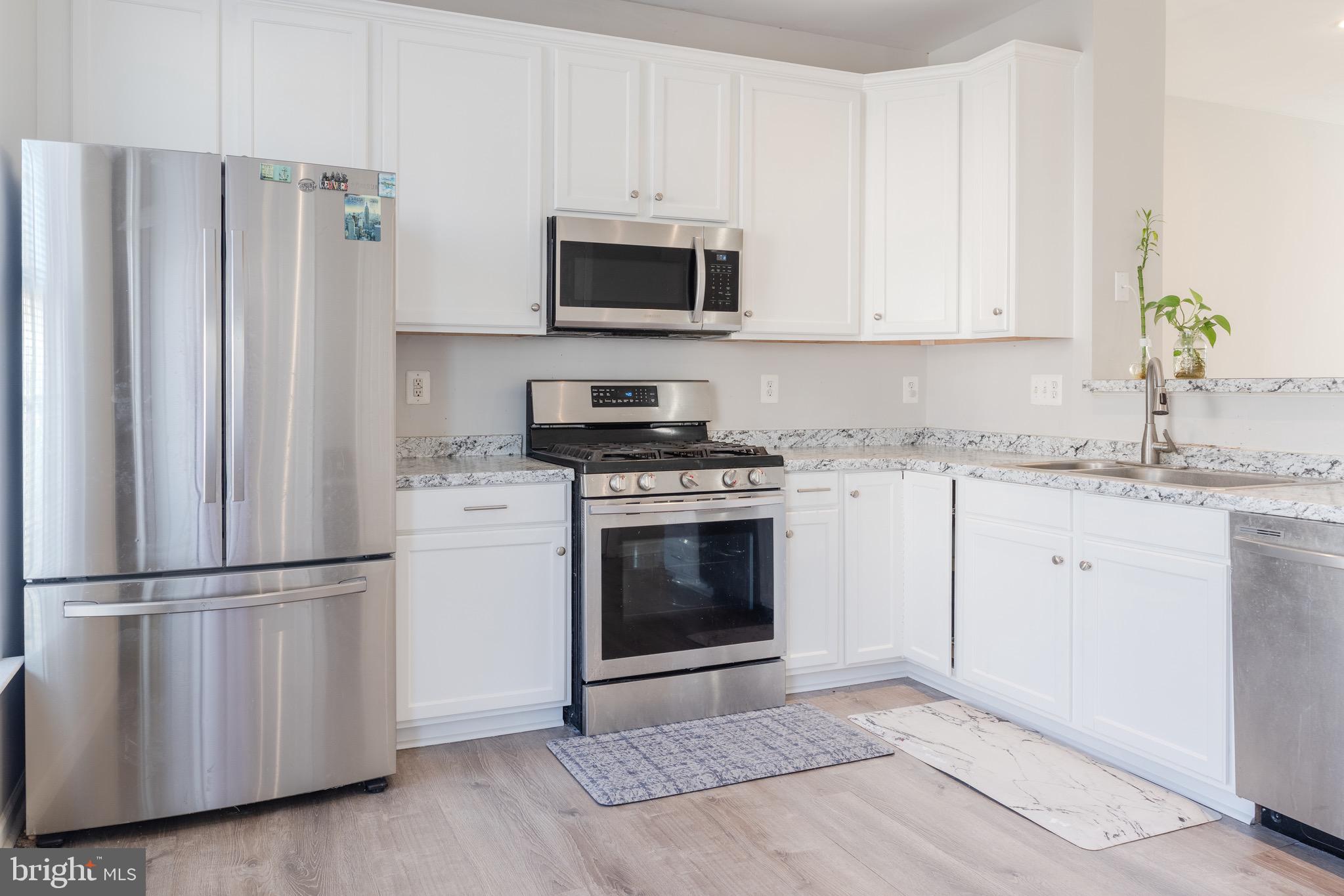 AMBERLEA AT SOUTH RIDING - Residential Lease