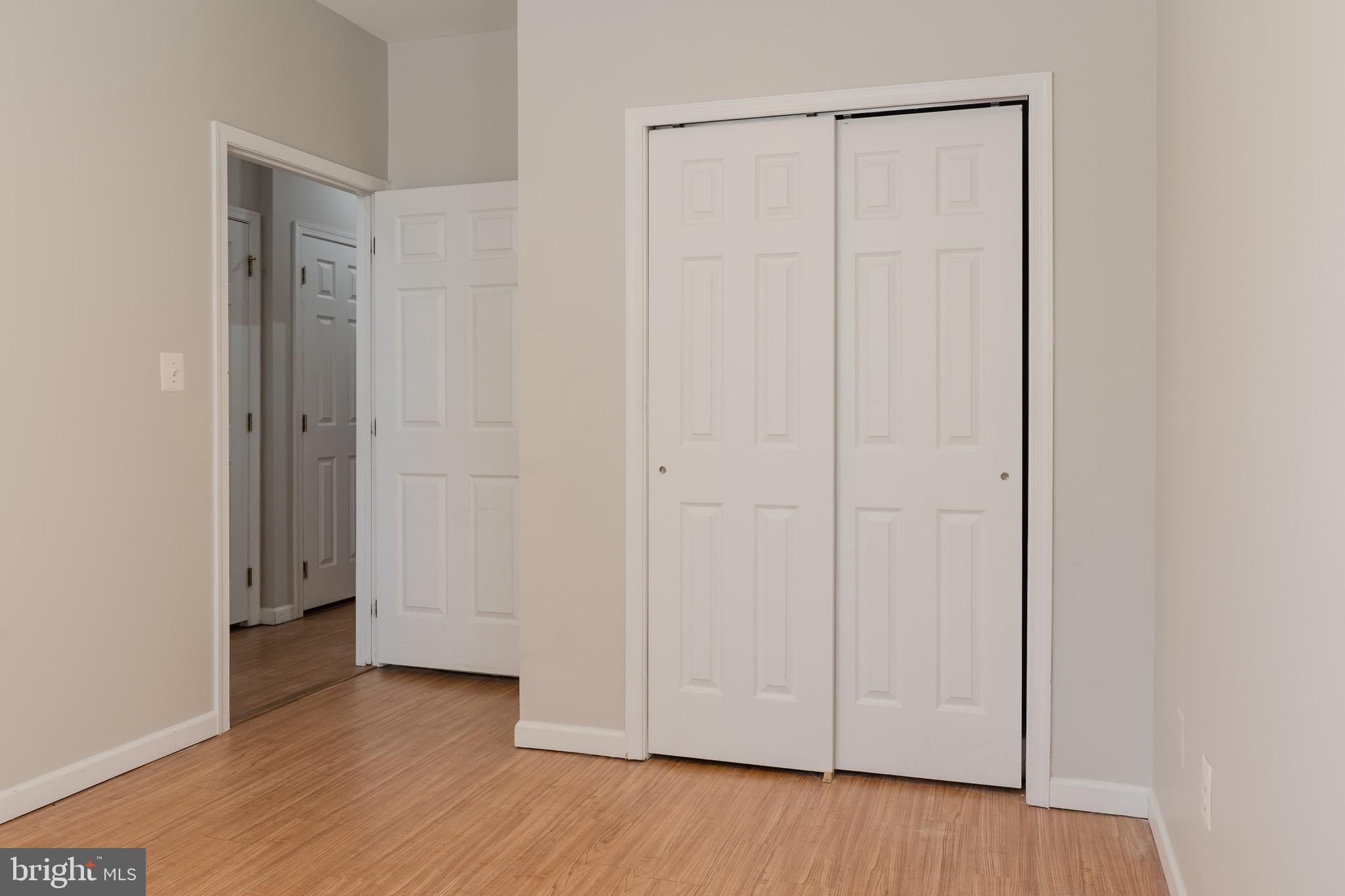 AMBERLEA AT SOUTH RIDING - Residential Lease