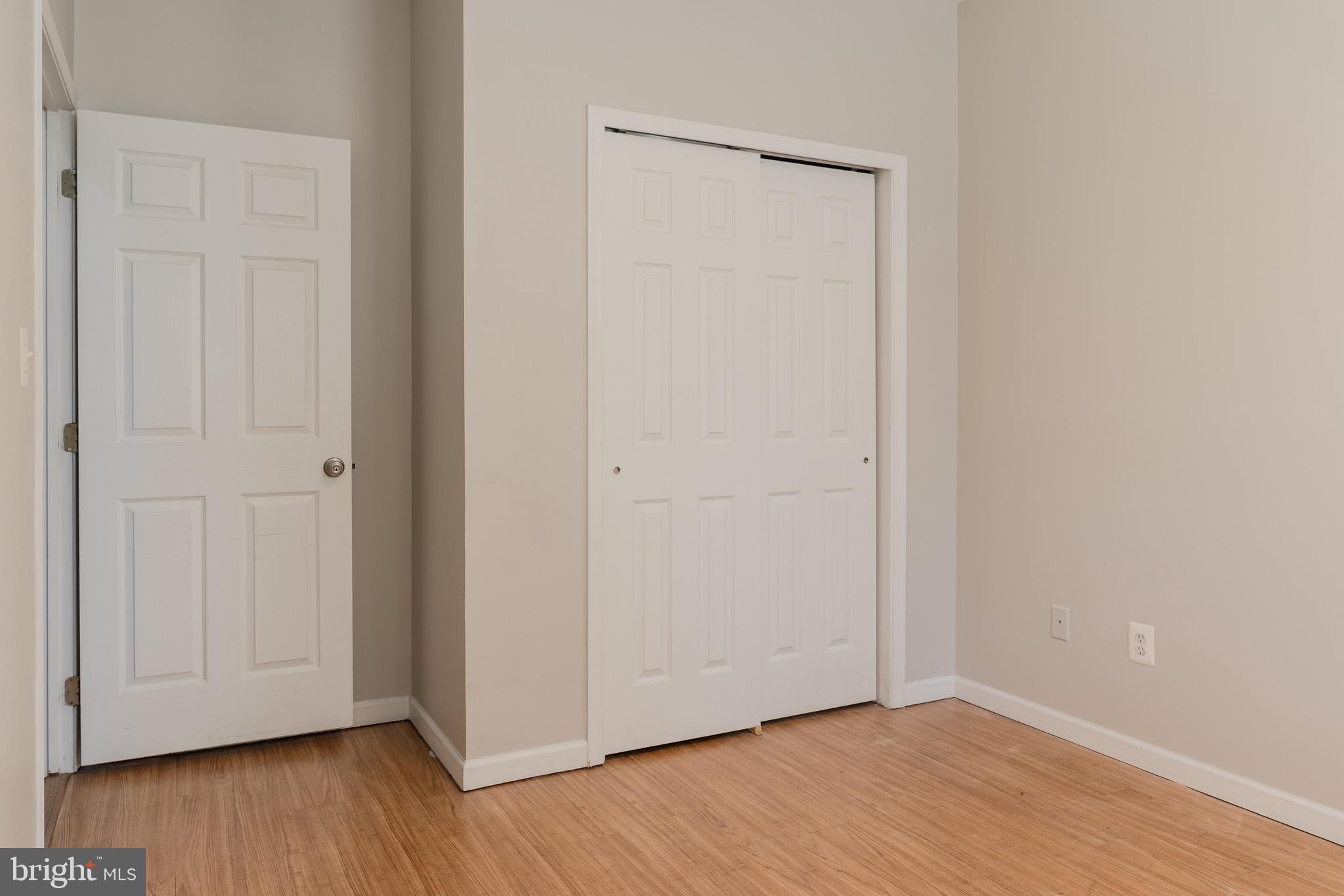 AMBERLEA AT SOUTH RIDING - Residential Lease