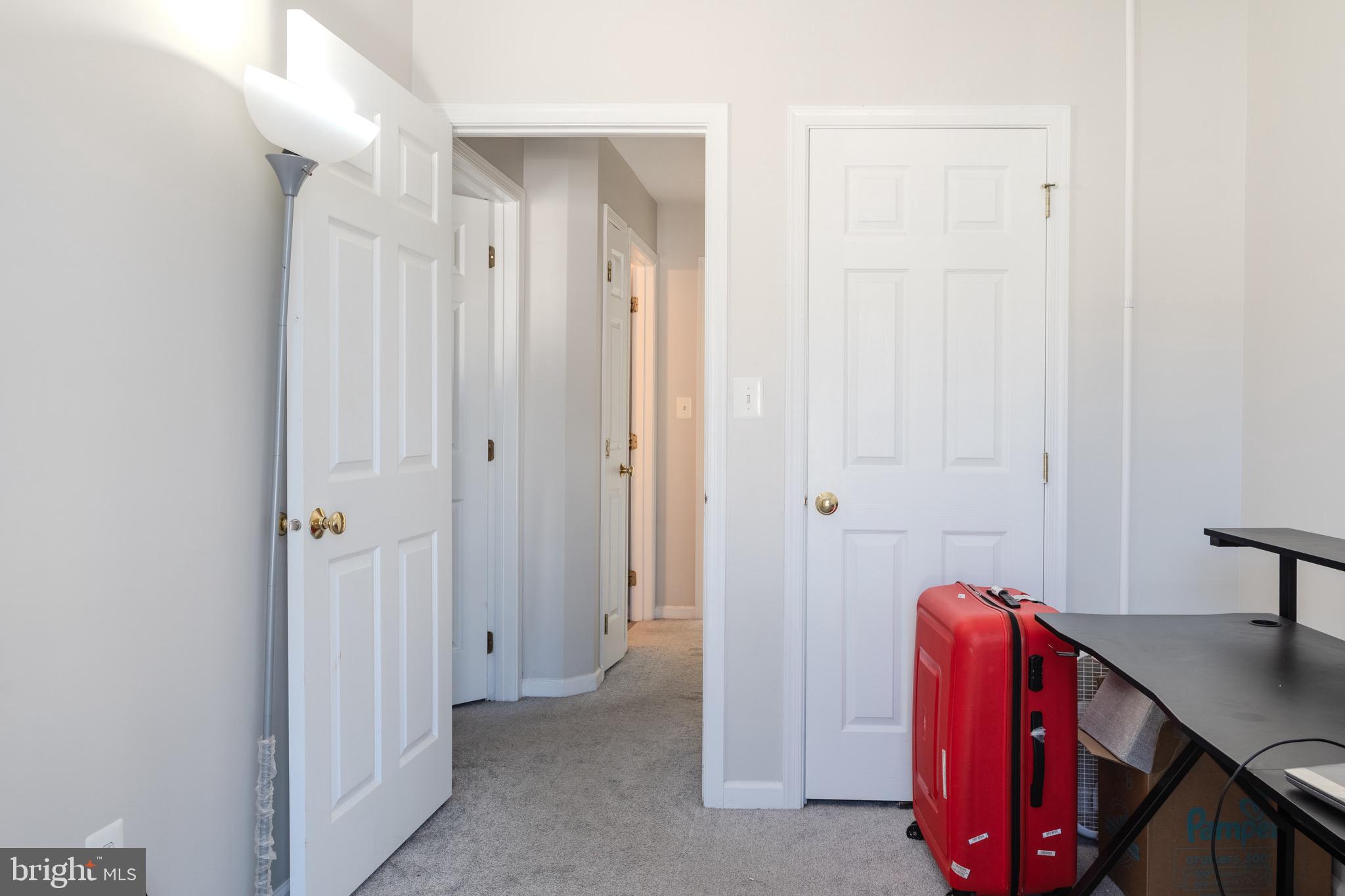 AMBERLEA AT SOUTH RIDING - Residential Lease