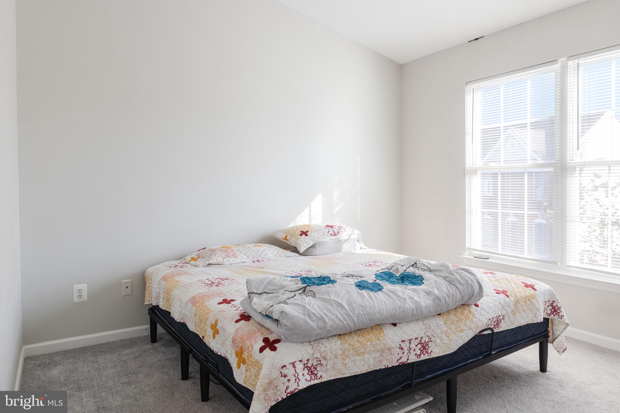 AMBERLEA AT SOUTH RIDING - Residential Lease