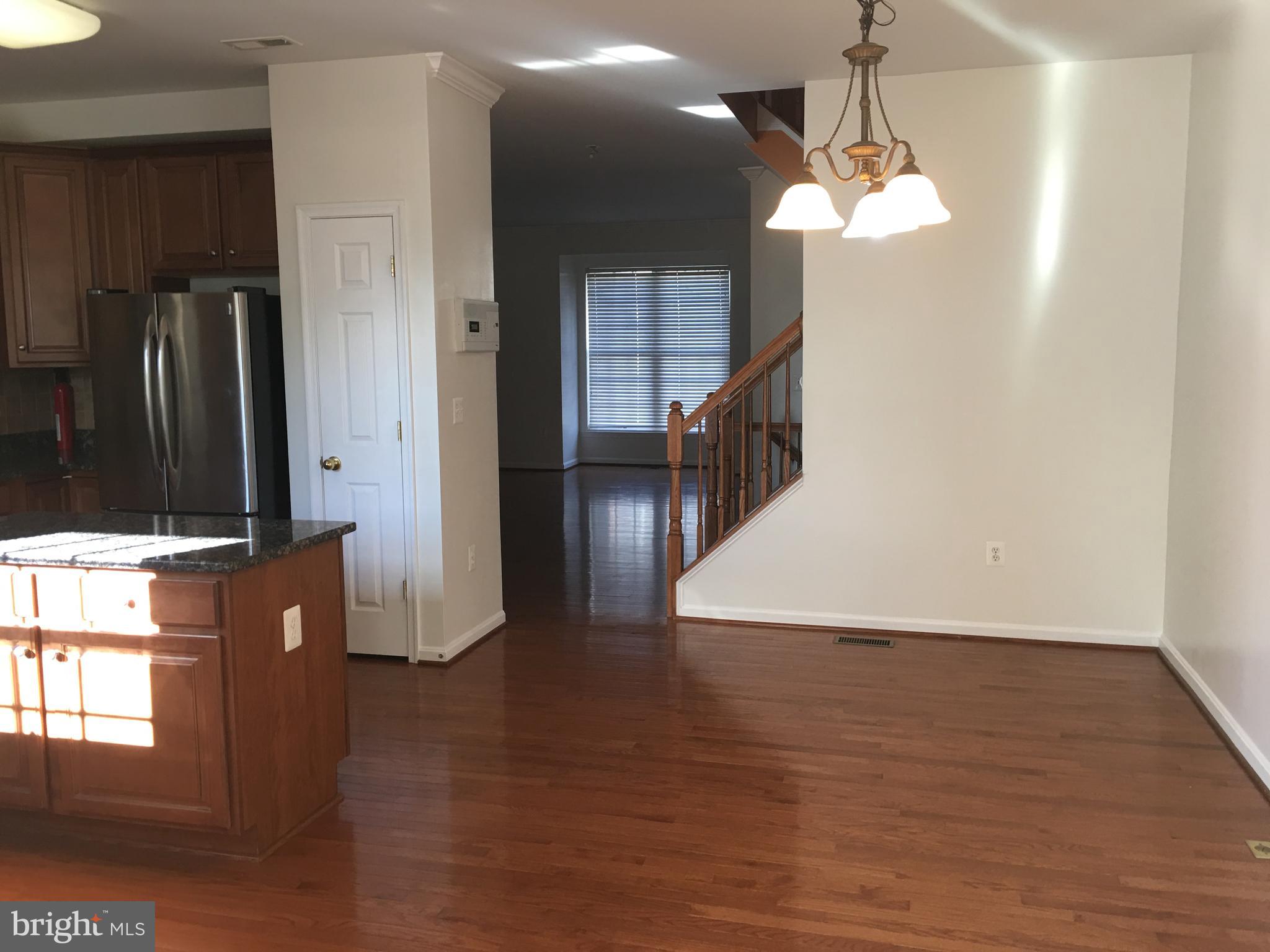 RIVER OAKS - Residential