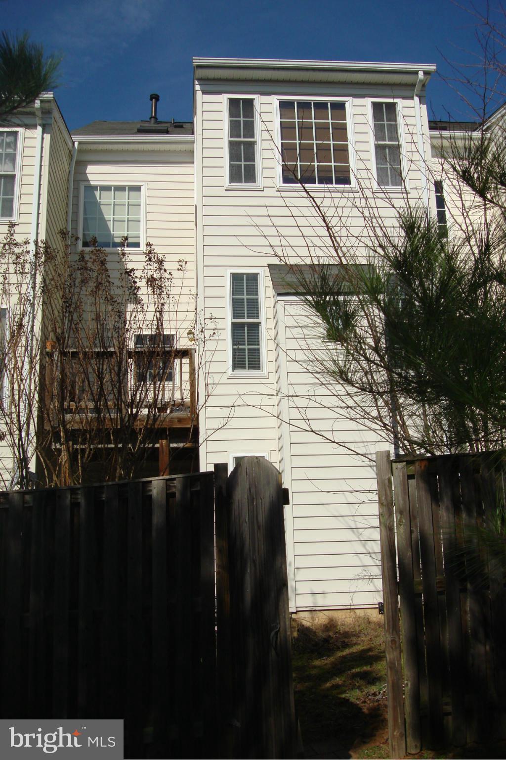 RIVER OAKS - Residential