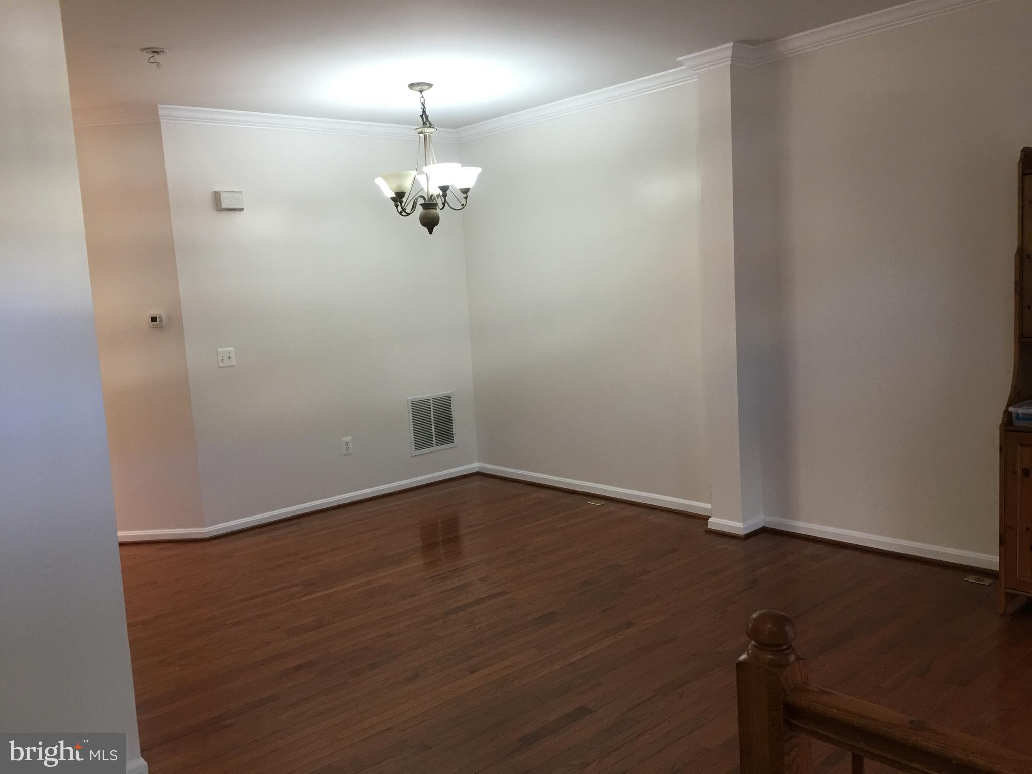 RIVER OAKS - Residential