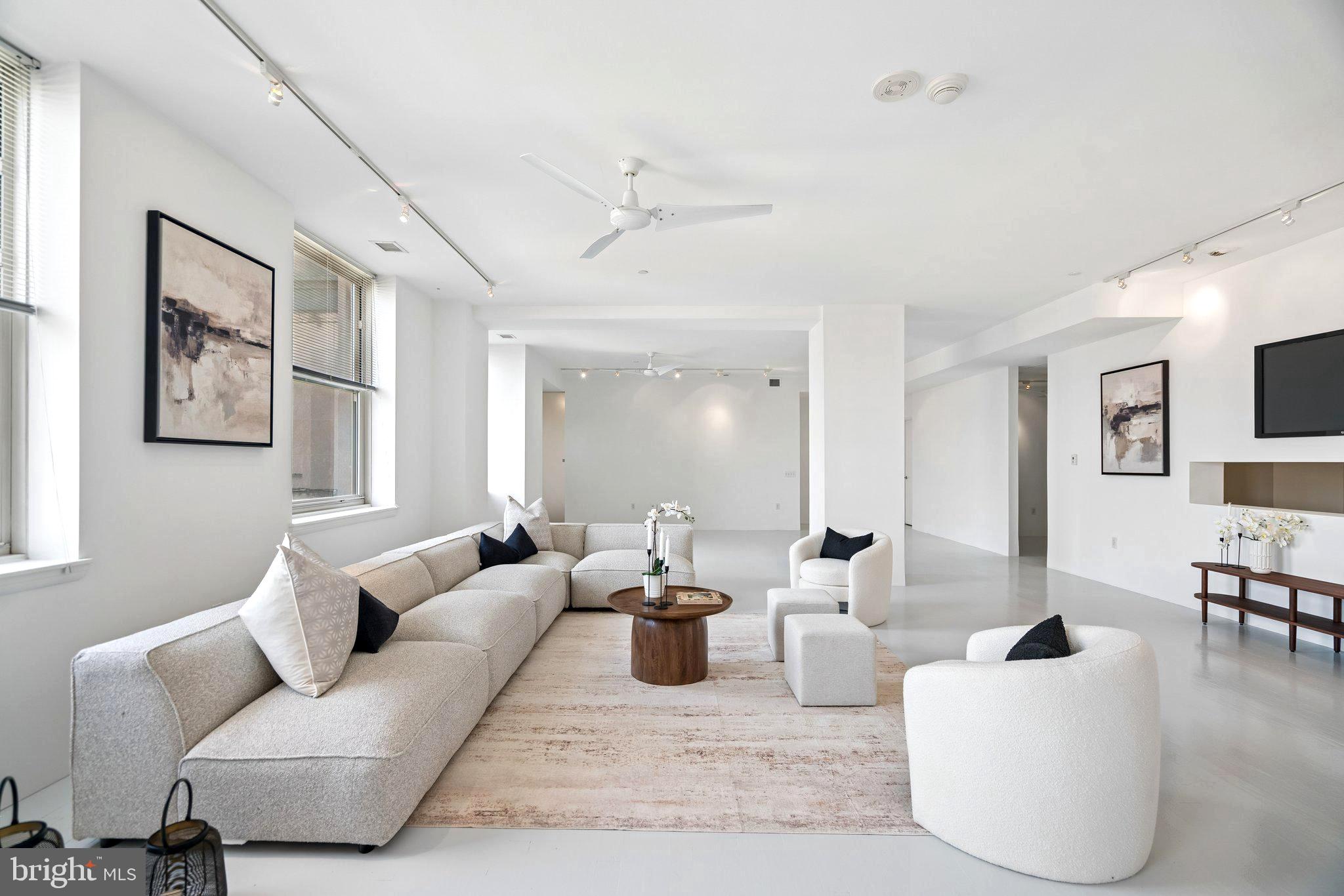 1600 ARCH STREET 1809