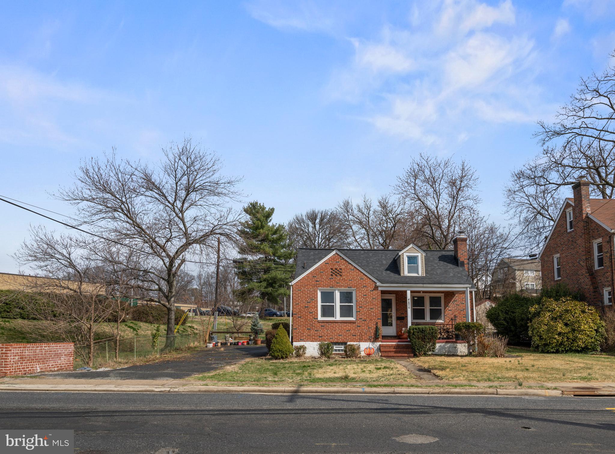 FULLERTON - Residential