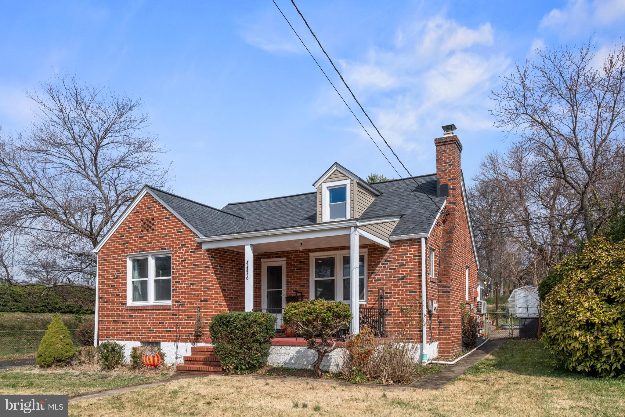 FULLERTON - Residential