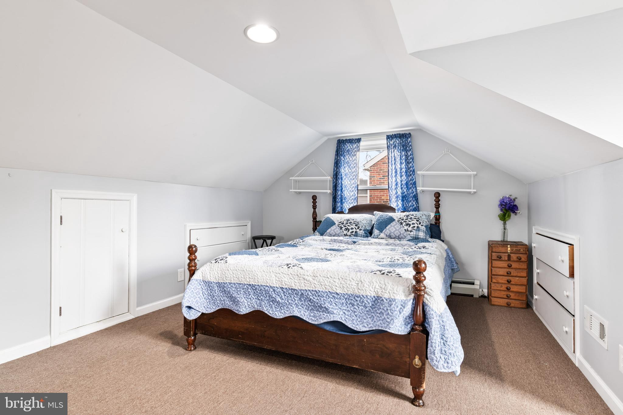 FULLERTON - Residential