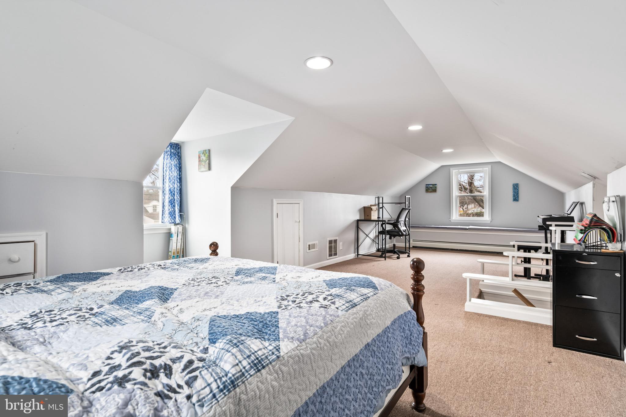 FULLERTON - Residential