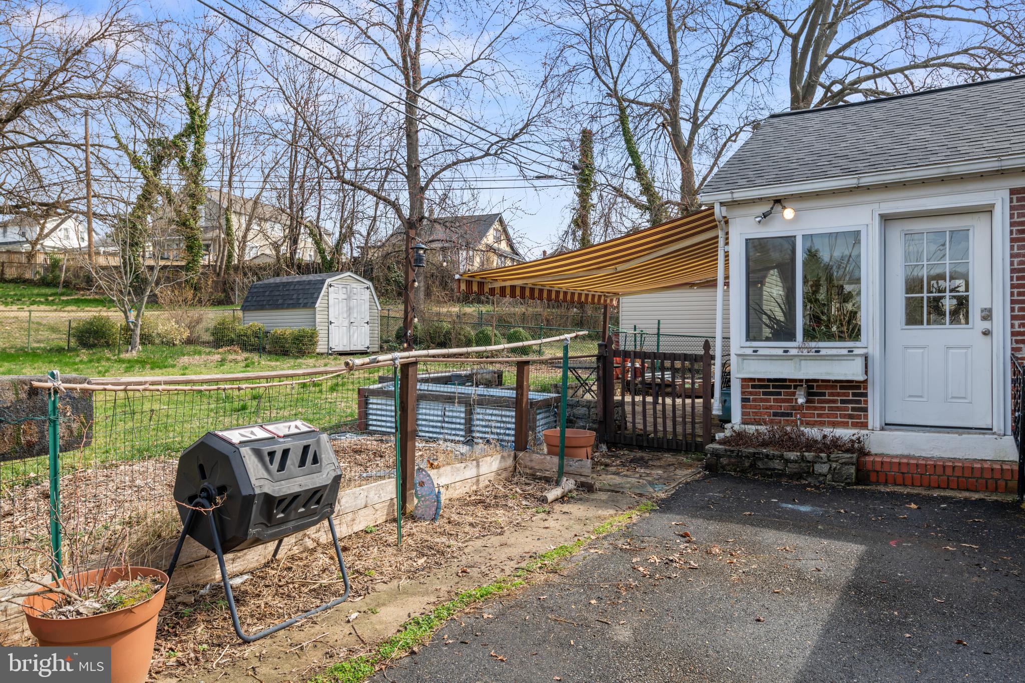 FULLERTON - Residential