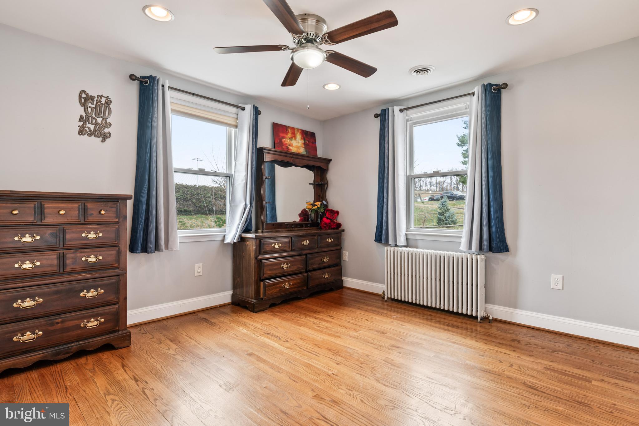 FULLERTON - Residential