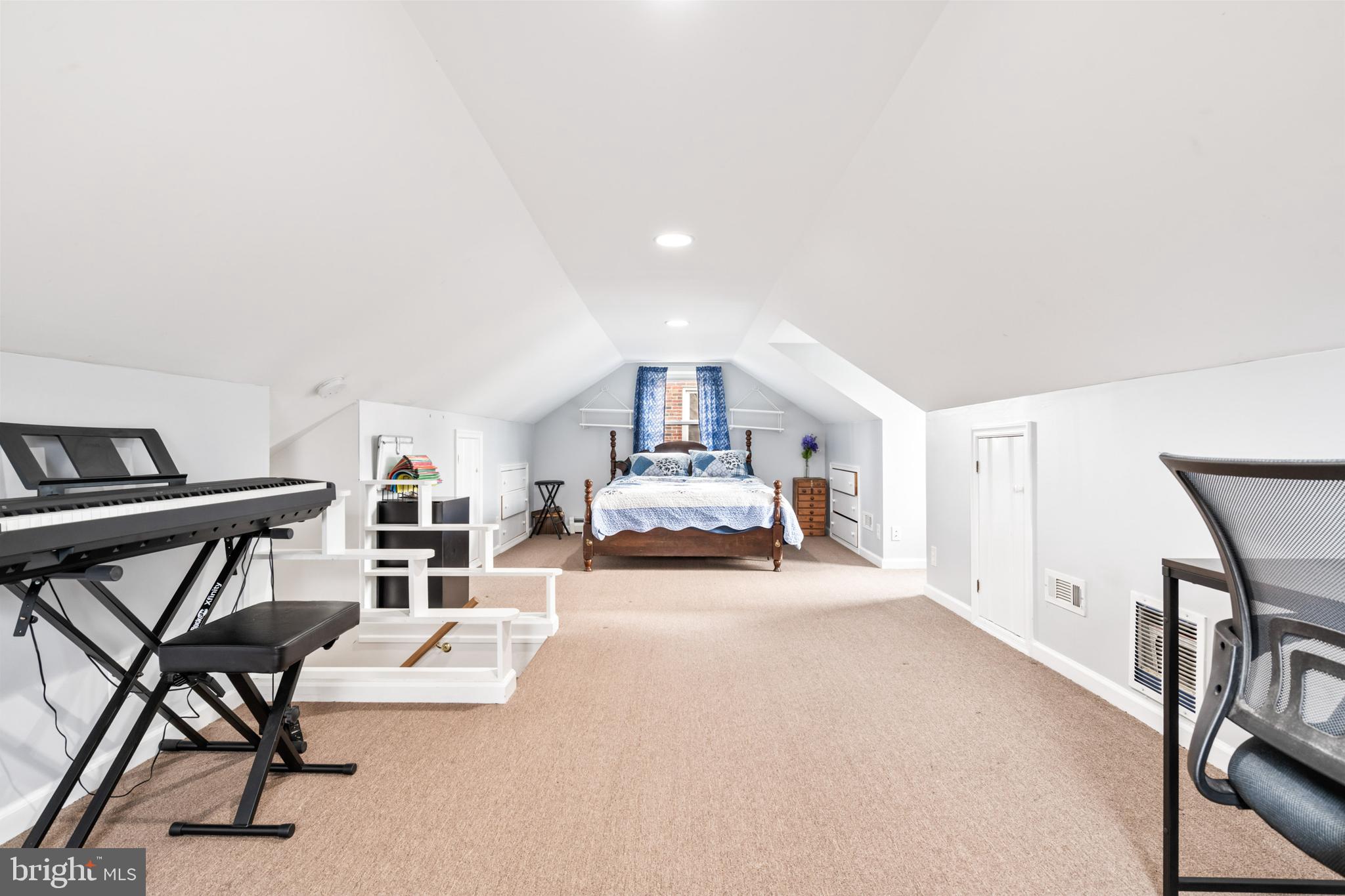 FULLERTON - Residential