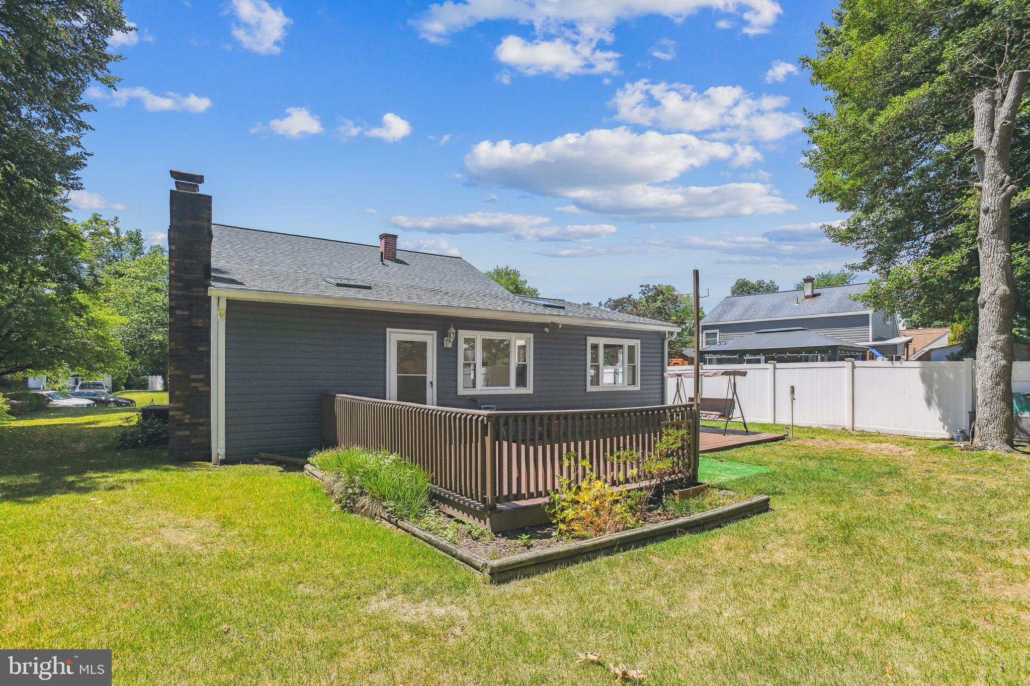 FAIRWAY GARDENS - Residential