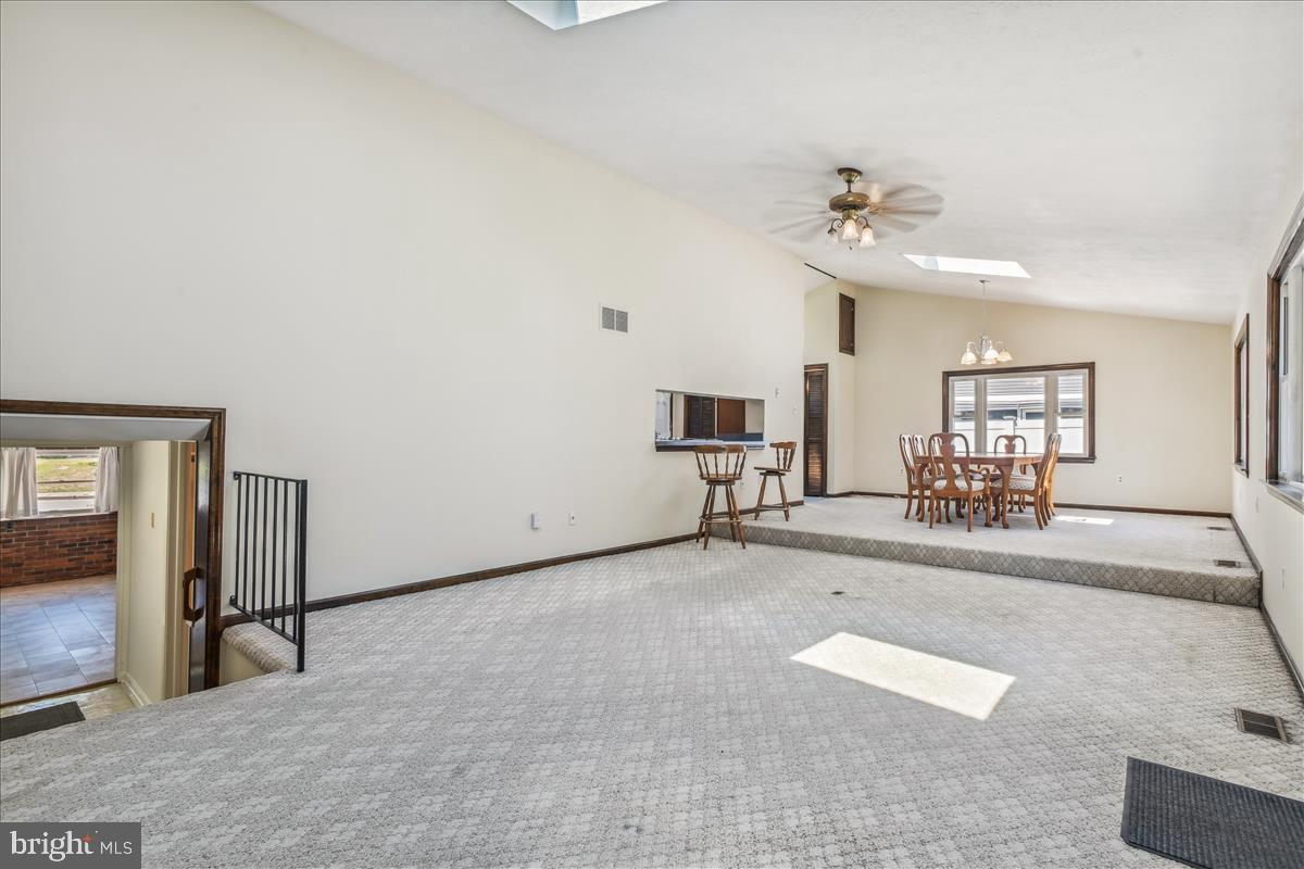 FAIRWAY GARDENS - Residential