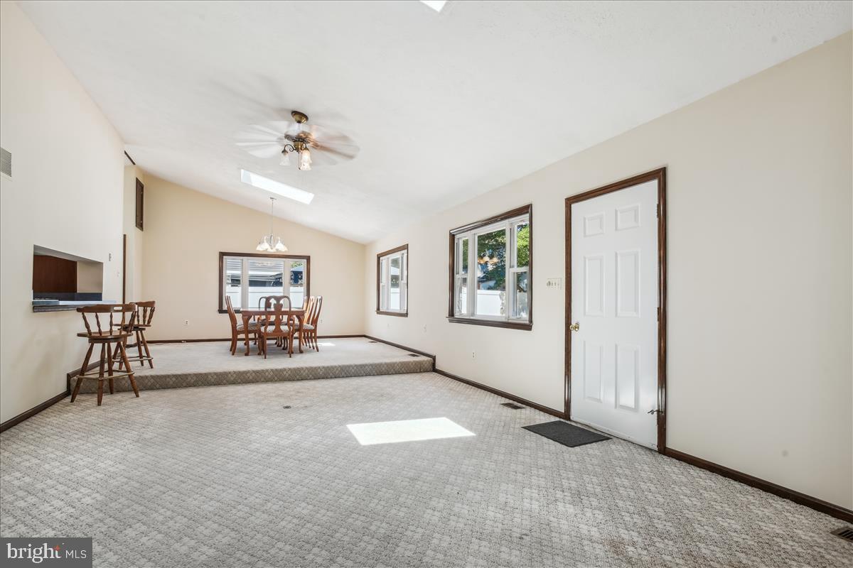 FAIRWAY GARDENS - Residential