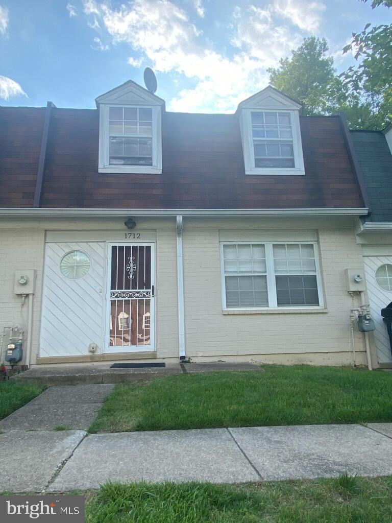 WINDMILL SQUARE - Residential