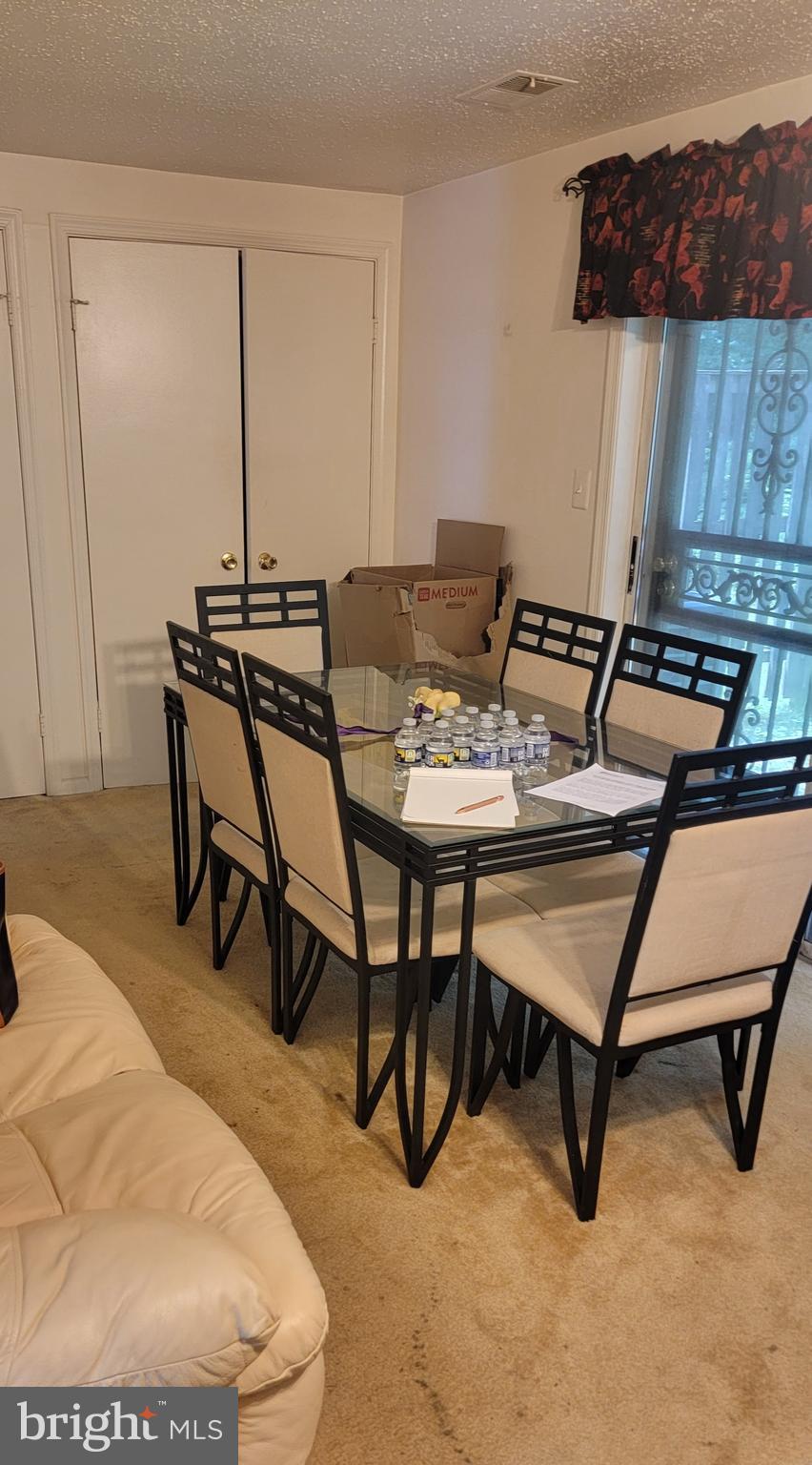 WINDMILL SQUARE - Residential