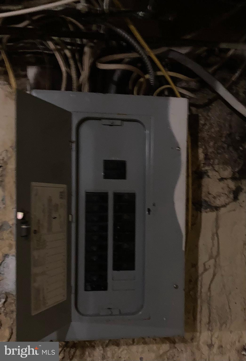 PHILADELPHIA (SOUTHWEST) - Residential