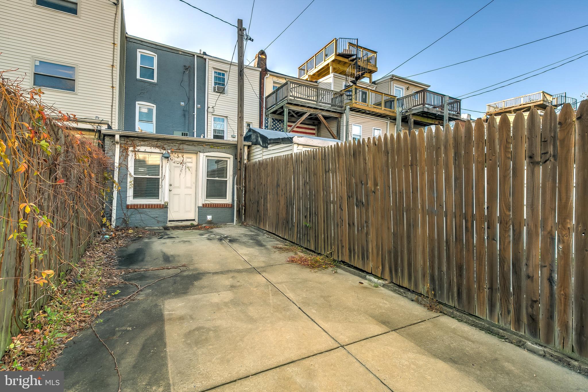 FEDERAL HILL HISTORIC DISTRICT - Residential Lease