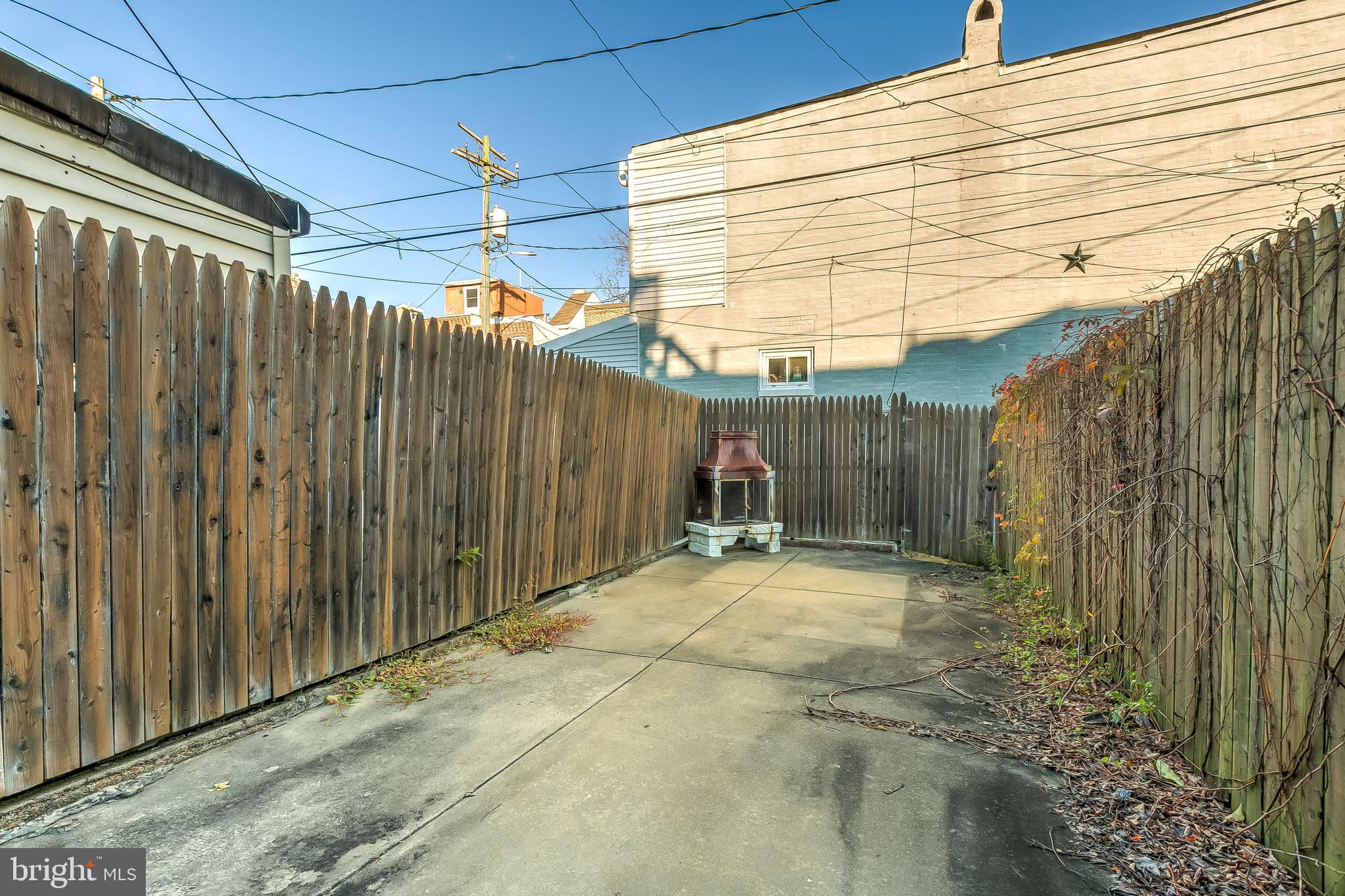 FEDERAL HILL HISTORIC DISTRICT - Residential Lease