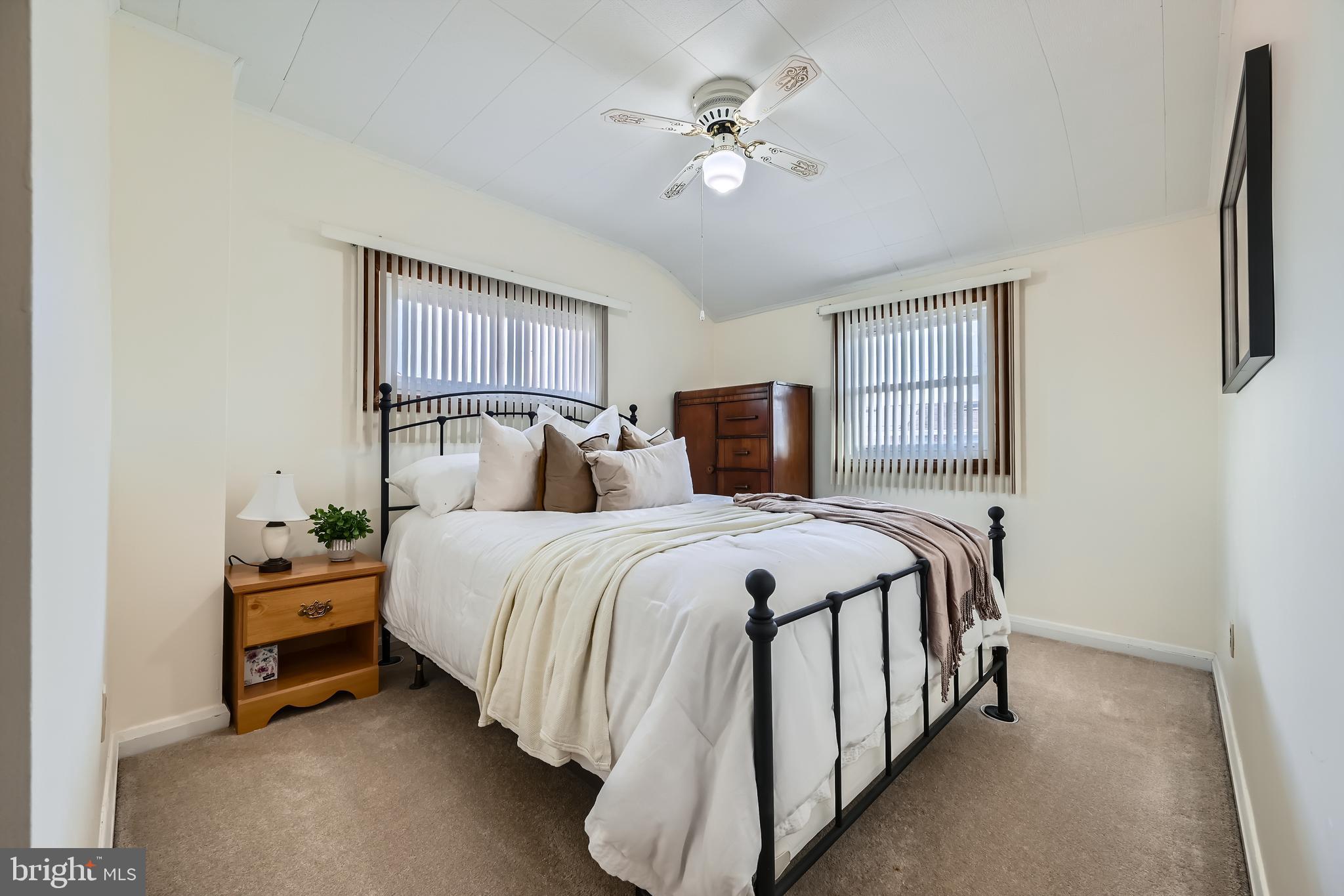 CHARLESMONT - Residential