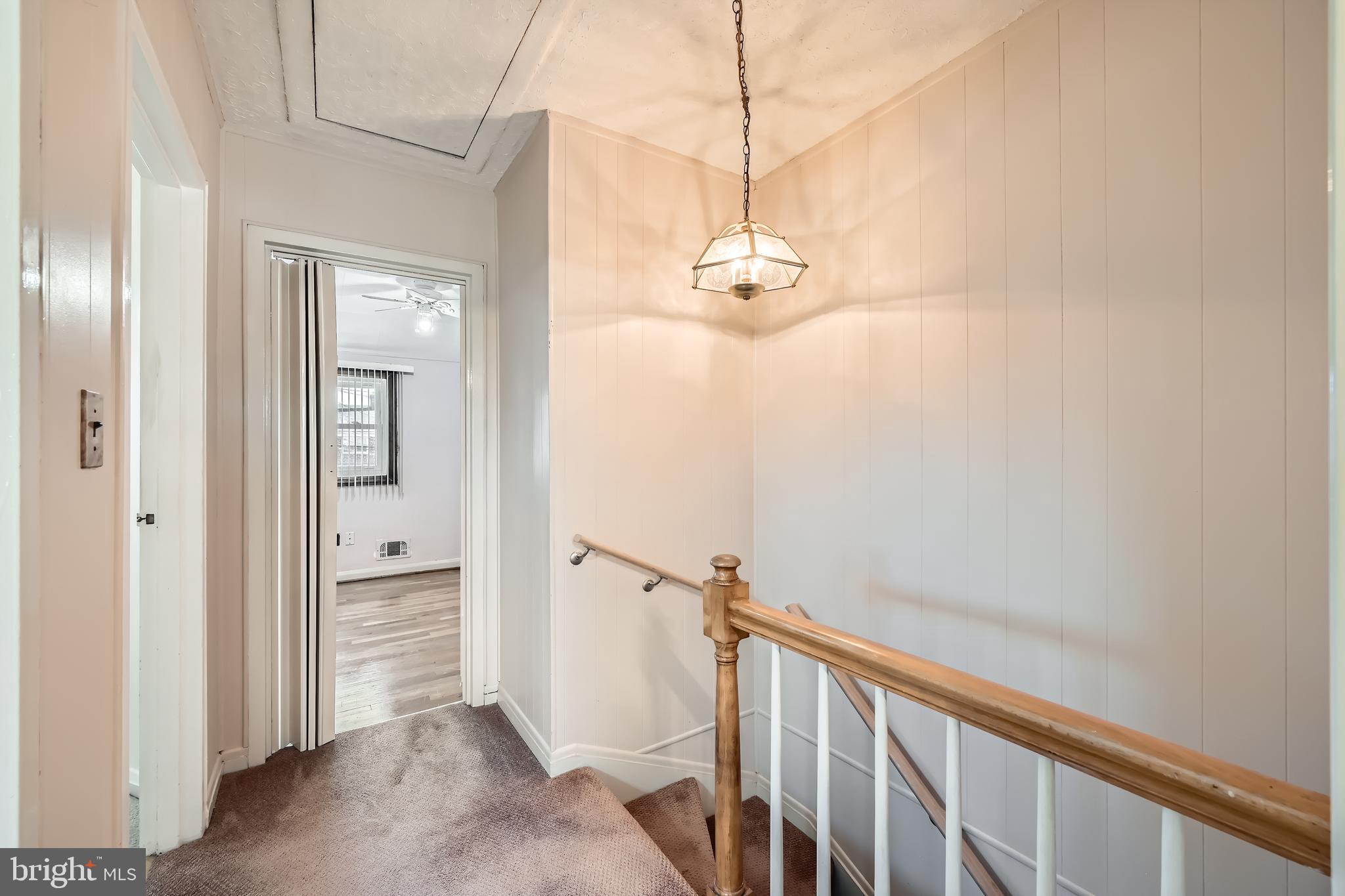 CHARLESMONT - Residential