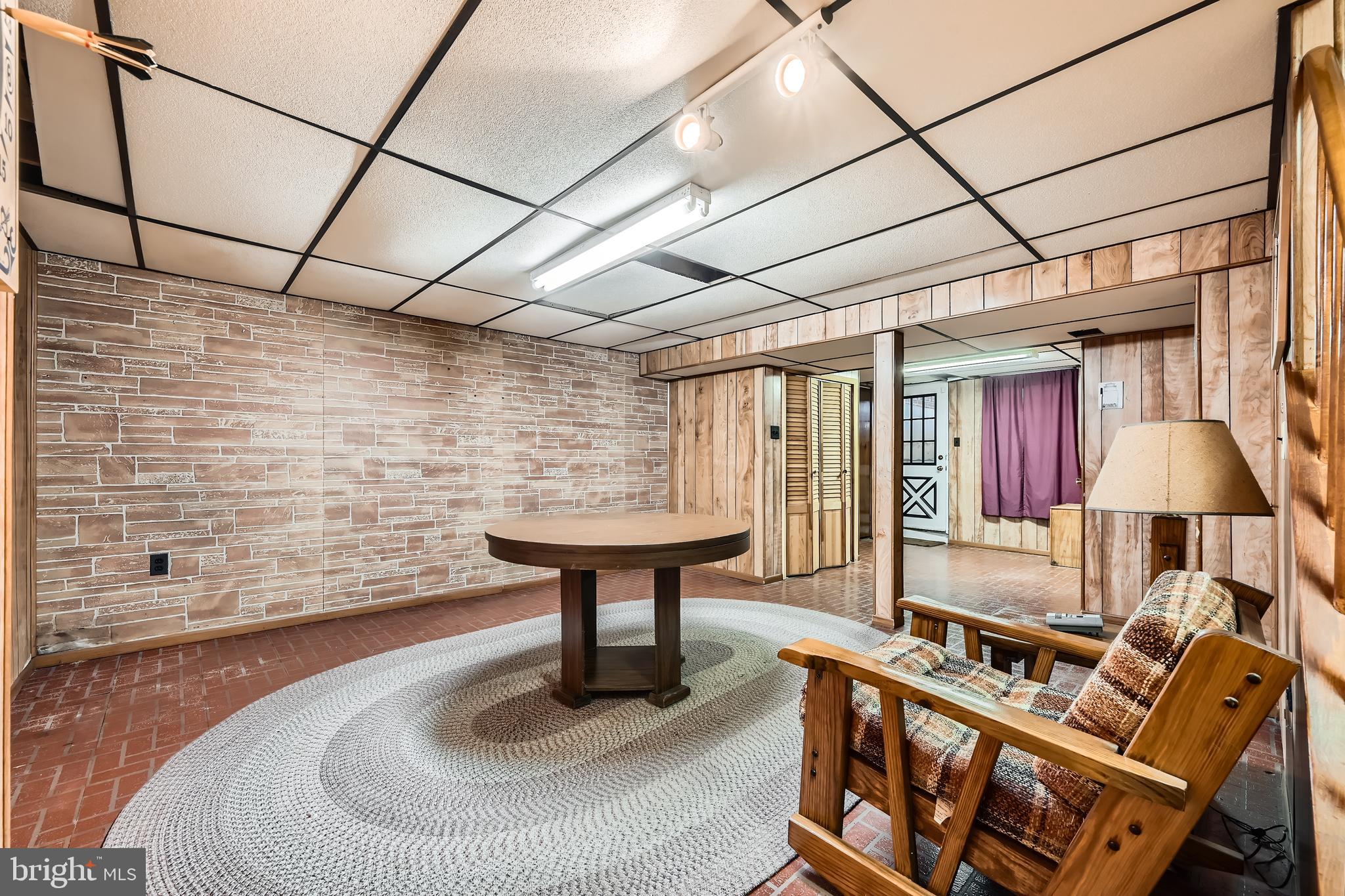 CHARLESMONT - Residential