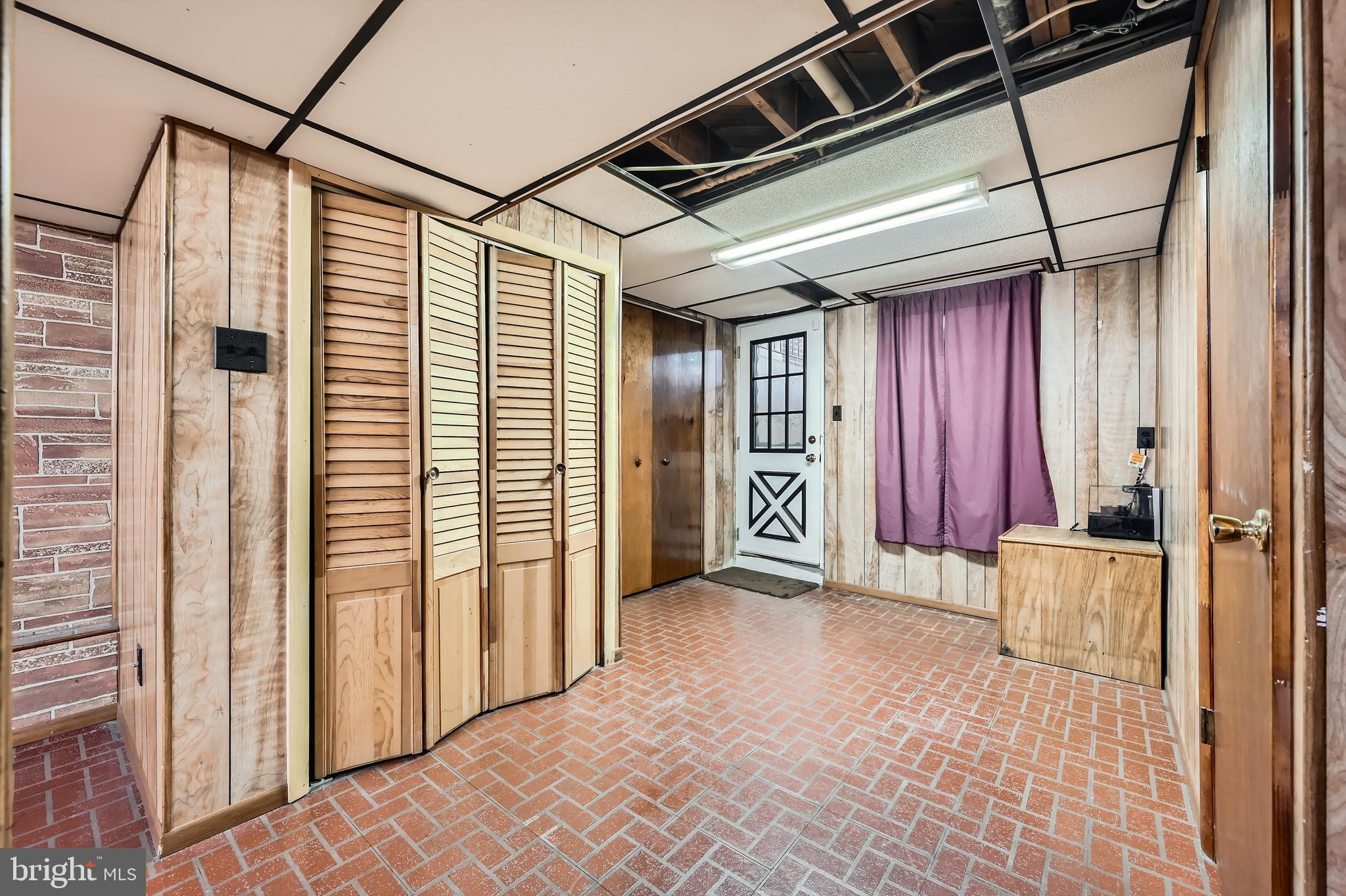 CHARLESMONT - Residential