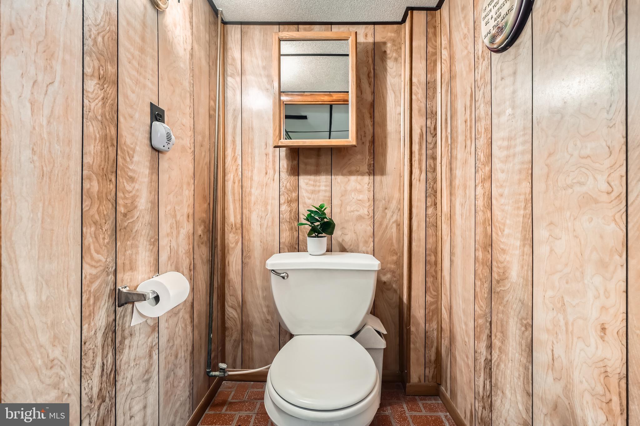 CHARLESMONT - Residential