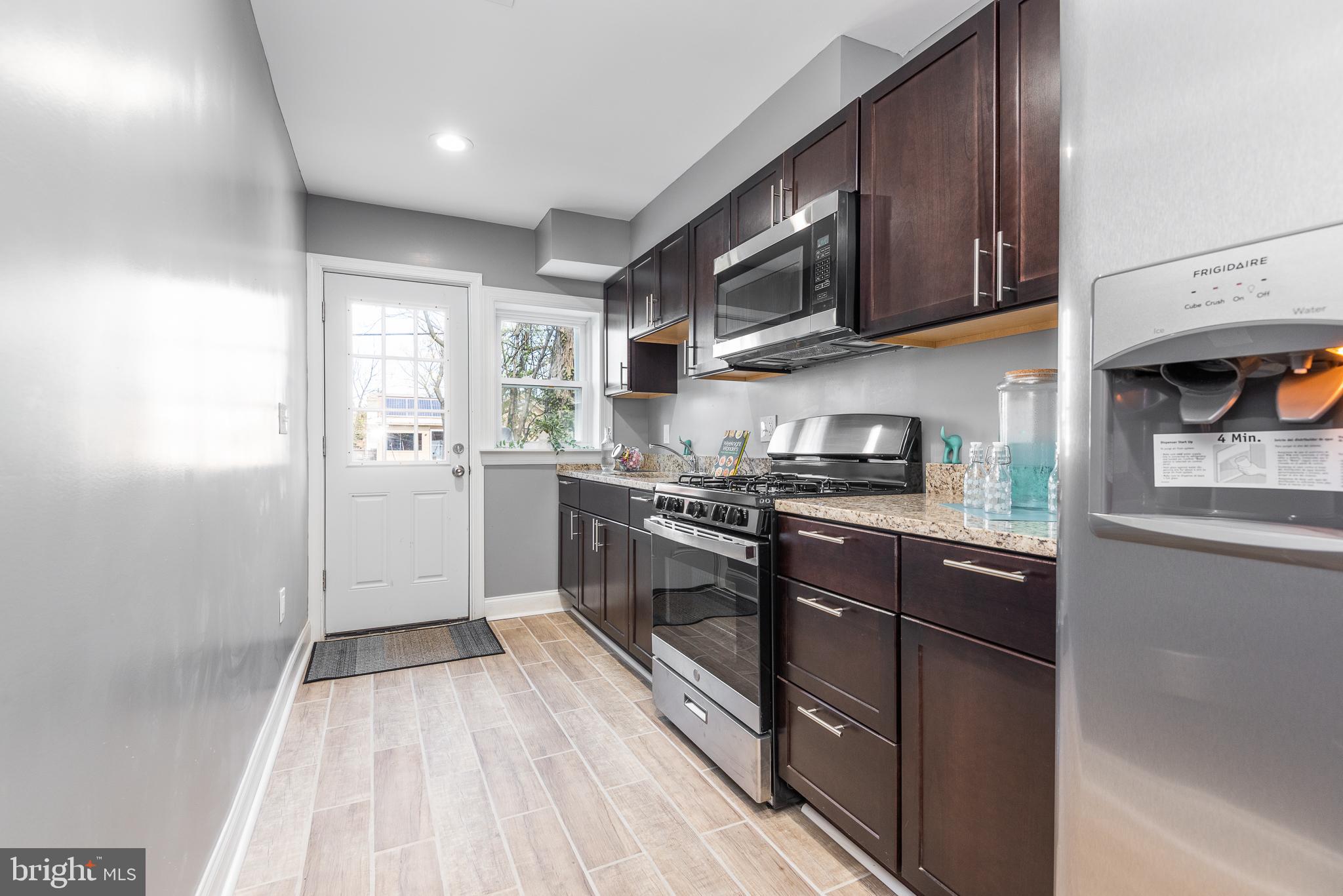 BROOKWOOD - Residential