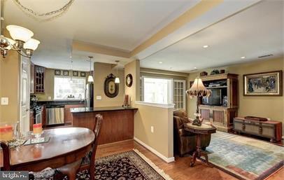 DOUGLAS PARK - Residential Lease