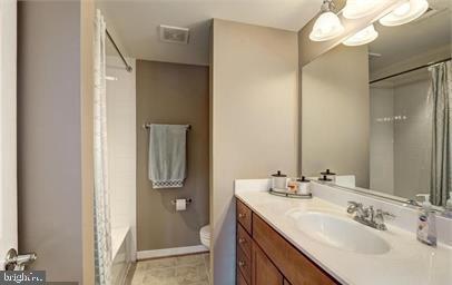 DOUGLAS PARK - Residential Lease