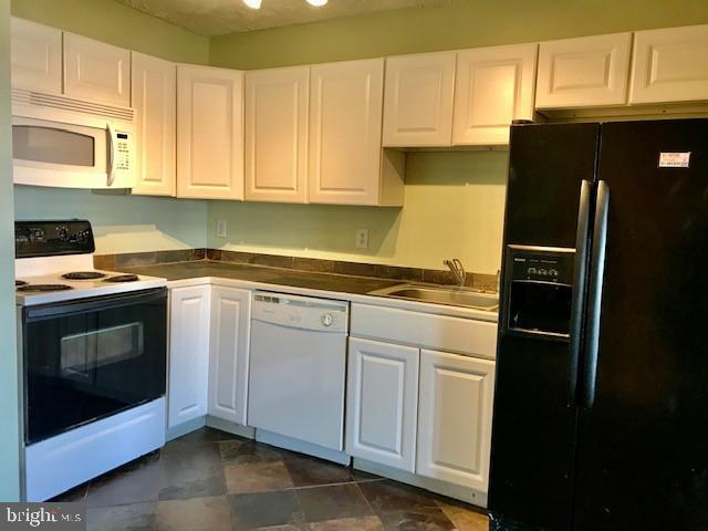 CHESAPEAKE COVE ESTATES - Residential