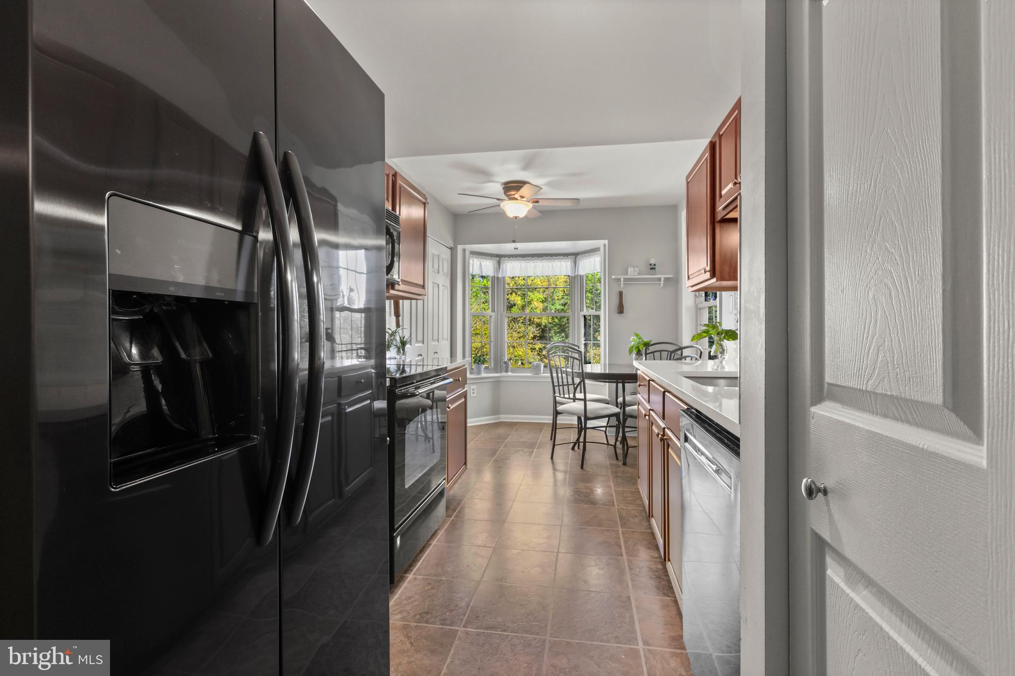 THE POINTE - Residential