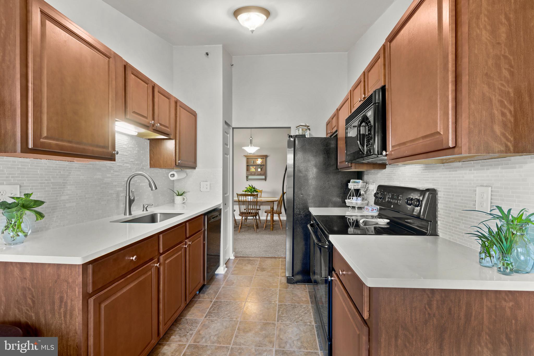 THE POINTE - Residential