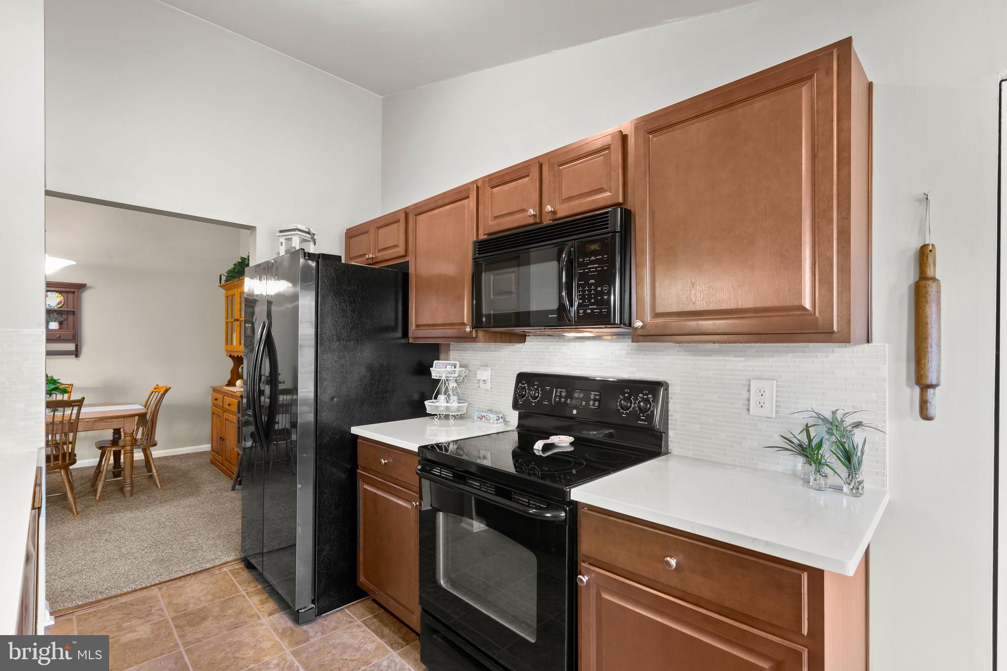 THE POINTE - Residential