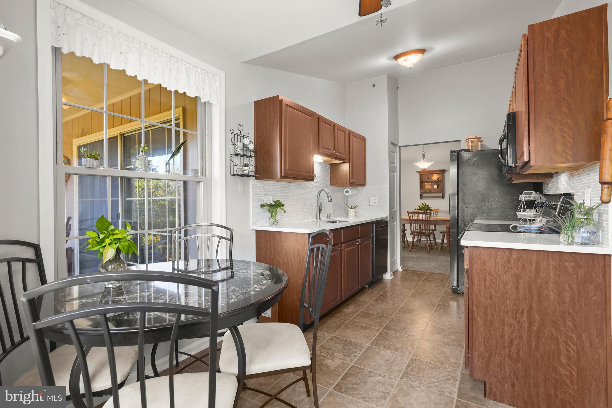 THE POINTE - Residential